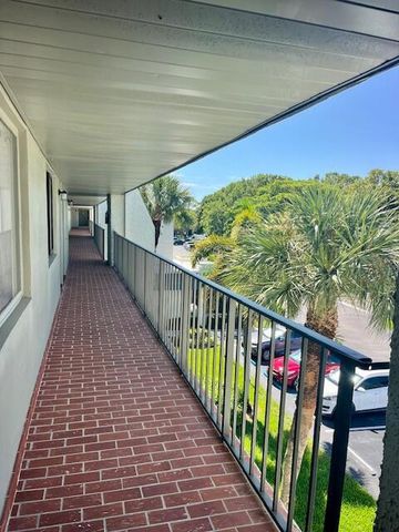 4090 Tivoli Court 301, Lake Worth, FL 33467