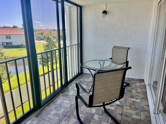 4090 Tivoli Court 301, Lake Worth, FL 33467