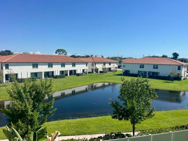 4090 Tivoli Court 301, Lake Worth, FL 33467