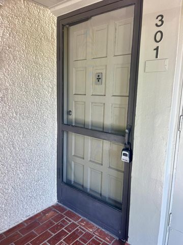 4090 Tivoli Court 301, Lake Worth, FL 33467