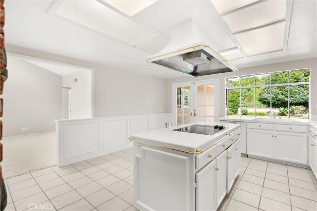 19012 Antioch, Irvine, CA 92603