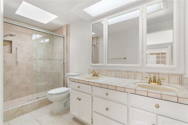 19012 Antioch, Irvine, CA 92603