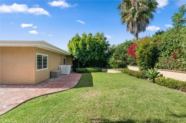 19012 Antioch, Irvine, CA 92603