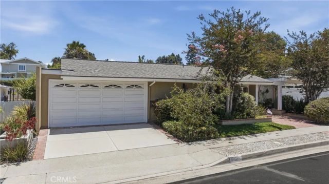 19012 Antioch, Irvine, CA 92603