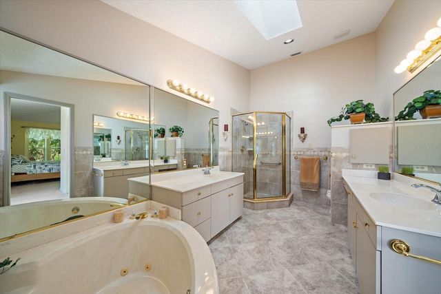 6724 APPROACH ROAD 3, Sarasota, FL 34238