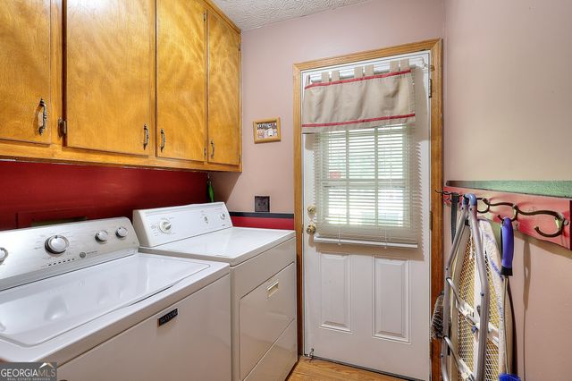 3079 Meadow Trail, Loganville, GA 30052