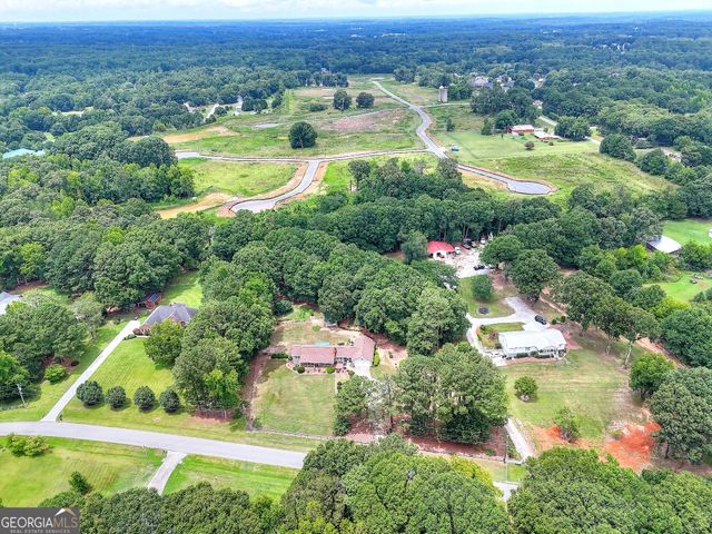 3079 Meadow Trail, Loganville, GA 30052