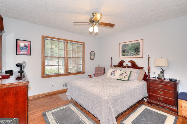 3079 Meadow Trail, Loganville, GA 30052