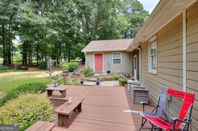 3079 Meadow Trail, Loganville, GA 30052