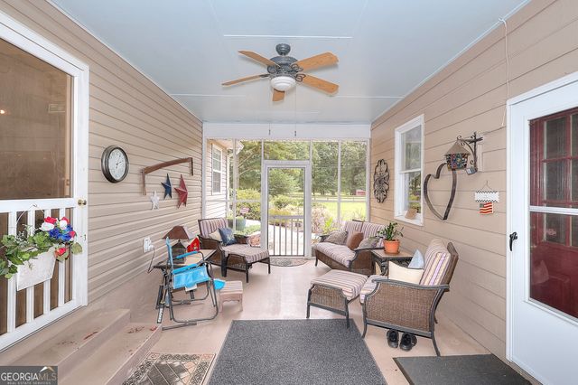 3079 Meadow Trail, Loganville, GA 30052
