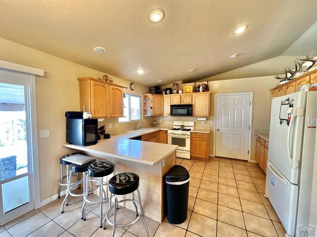 3131 Bighorn Ct, Pueblo, CO 81005