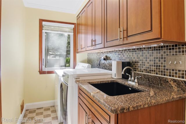 4425 Gardner Street, Sterling Heights, MI 48310
