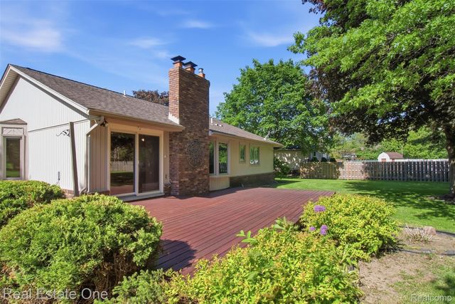 4425 Gardner Street, Sterling Heights, MI 48310