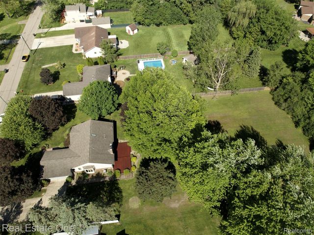4425 Gardner Street, Sterling Heights, MI 48310