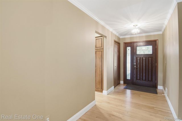 4425 Gardner Street, Sterling Heights, MI 48310