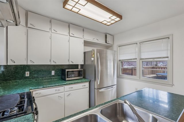 1337 60th Street, Des Moines, IA 50311