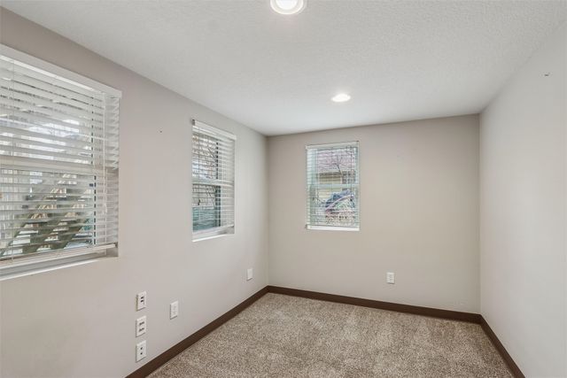 1337 60th Street, Des Moines, IA 50311