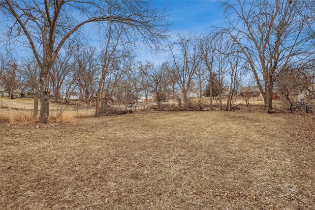 1337 60th Street, Des Moines, IA 50311