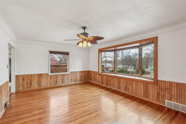 1337 60th Street, Des Moines, IA 50311