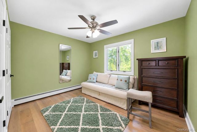 175 Stuyvesant Road, Oakdale, NY 11769