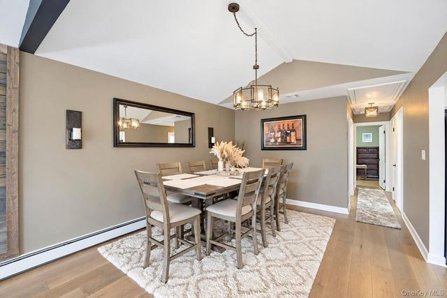 175 Stuyvesant Road, Oakdale, NY 11769