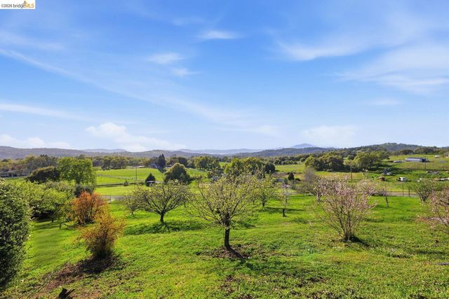 9360 Highway 49, Sonora, CA 95370