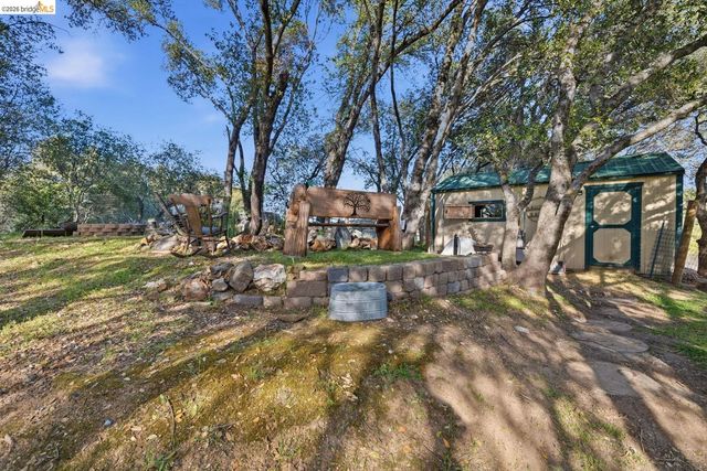 9360 Highway 49, Sonora, CA 95370