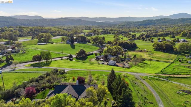 9360 Highway 49, Sonora, CA 95370