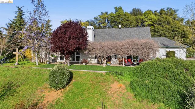 9360 Highway 49, Sonora, CA 95370