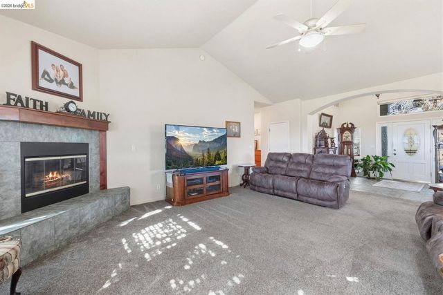 9360 Highway 49, Sonora, CA 95370