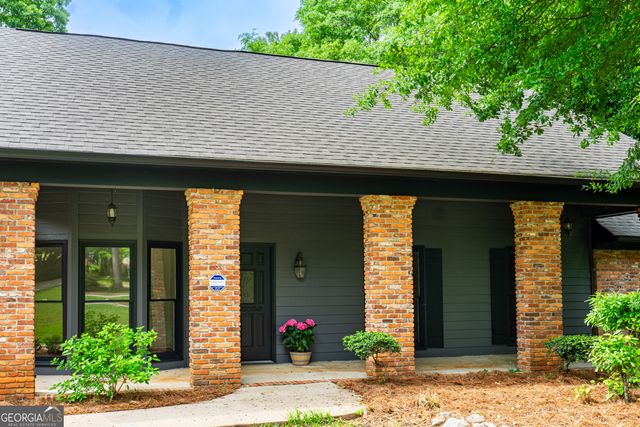 106 Powers Court, Lagrange, GA 30240