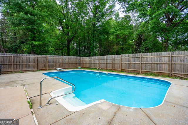 106 Powers Court, Lagrange, GA 30240