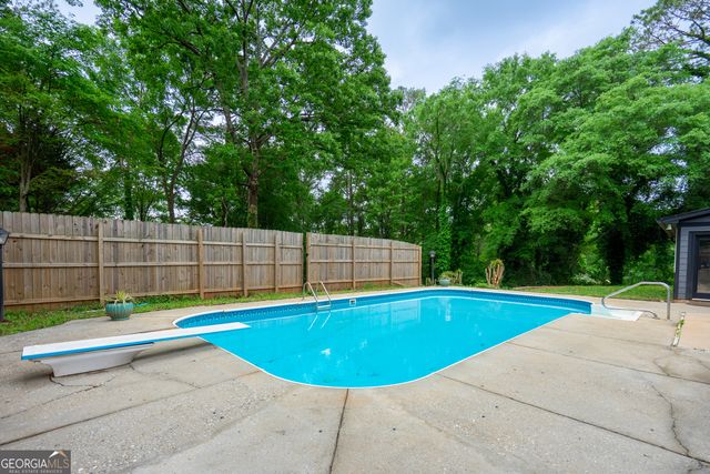 106 Powers Court, Lagrange, GA 30240