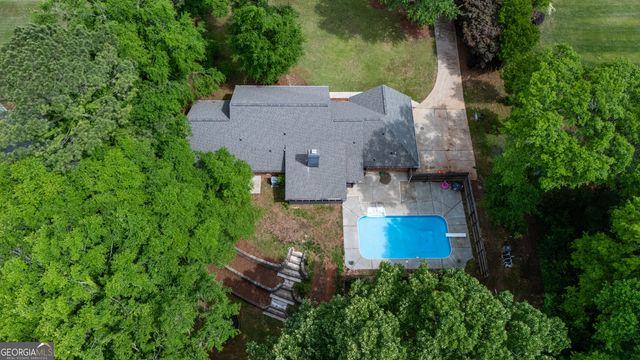 106 Powers Court, Lagrange, GA 30240
