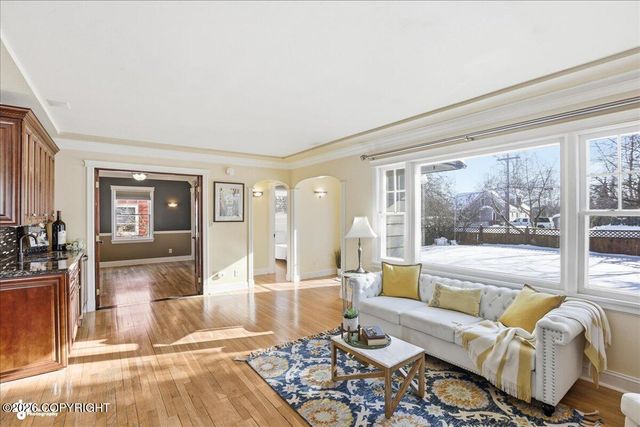 629 W 15th Avenue, Anchorage, AK 99501