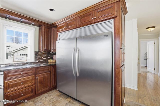 629 W 15th Avenue, Anchorage, AK 99501