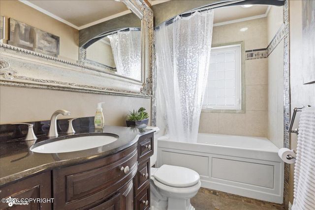 629 W 15th Avenue, Anchorage, AK 99501