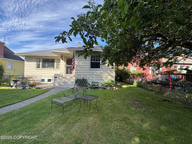 629 W 15th Avenue, Anchorage, AK 99501
