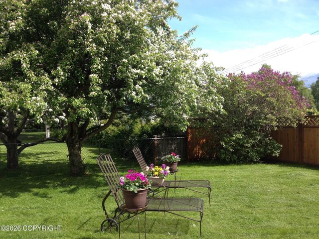 629 W 15th Avenue, Anchorage, AK 99501