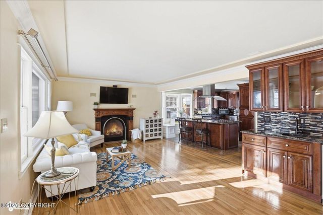 629 W 15th Avenue, Anchorage, AK 99501