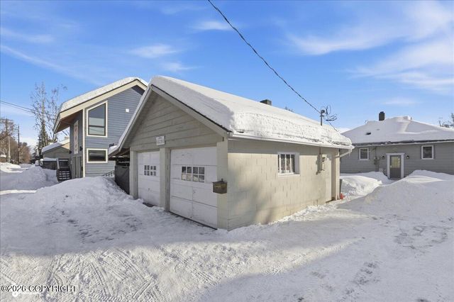 629 W 15th Avenue, Anchorage, AK 99501