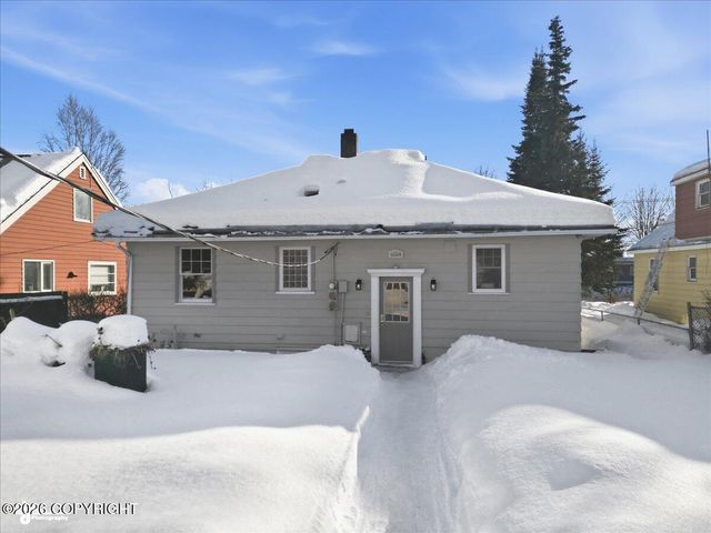 629 W 15th Avenue, Anchorage, AK 99501