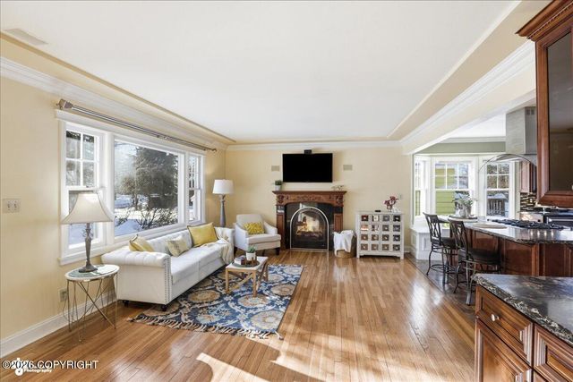 629 W 15th Avenue, Anchorage, AK 99501