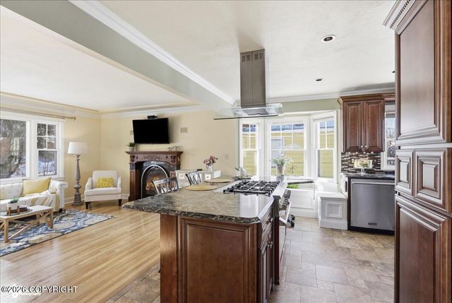 629 W 15th Avenue, Anchorage, AK 99501