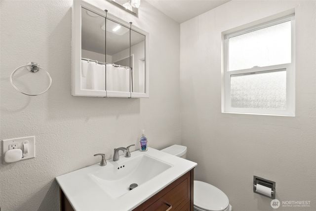 1236 Stillwell Street NE, Olympia, WA 98506