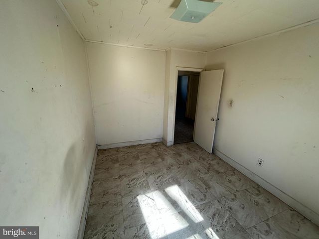2215 BELAIR RD, Baltimore, MD 21213
