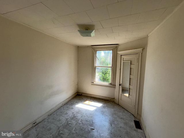 2215 BELAIR RD, Baltimore, MD 21213