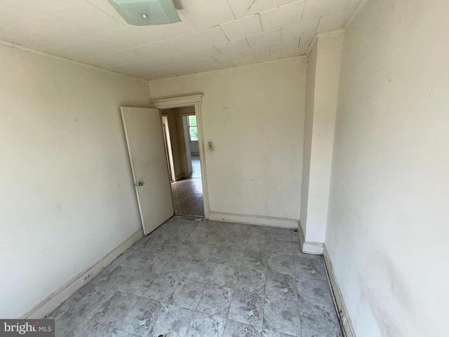 2215 BELAIR RD, Baltimore, MD 21213