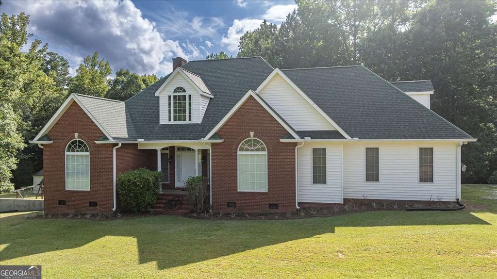1628 Valley View Drive, Elberton, GA 30635 — exterior