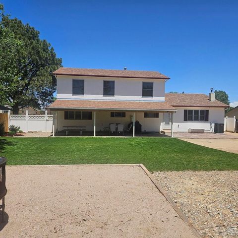 2114 Rangeview Dr, Pueblo, CO 81008